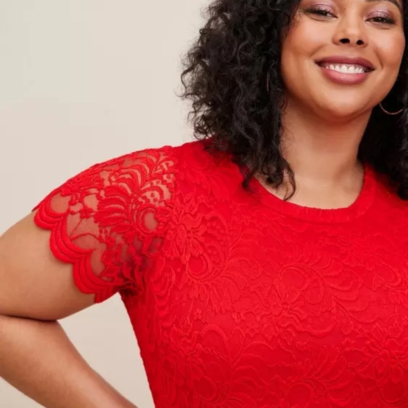 TORRID Red Lace Fit&Flare Dress Short Sleeve Scallop Flowy Holiday Valentine 6X - Picture 3 of 13